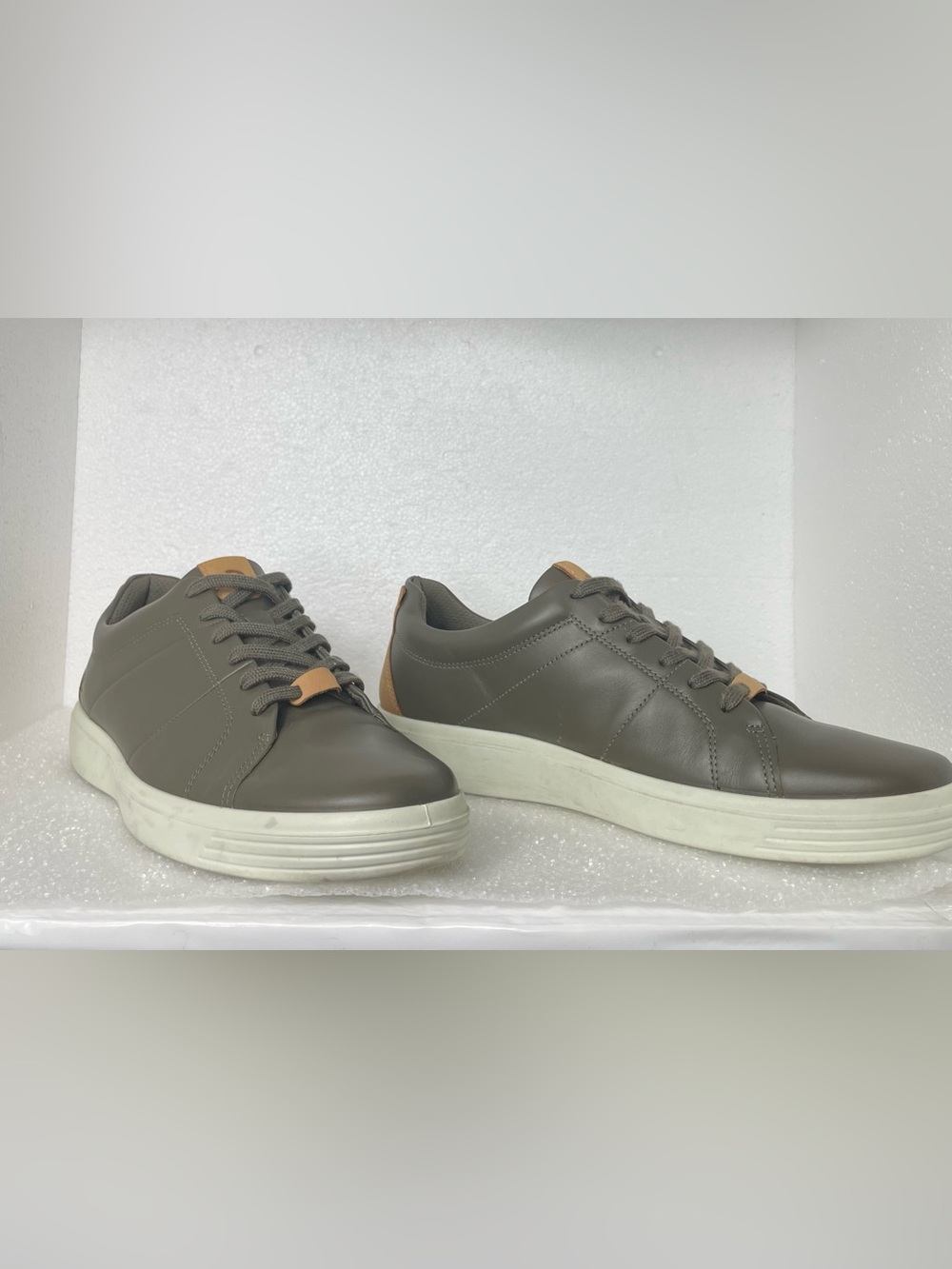 Ecco Olive Leather Low-Top Sneakers with Tan Heel Tabs
